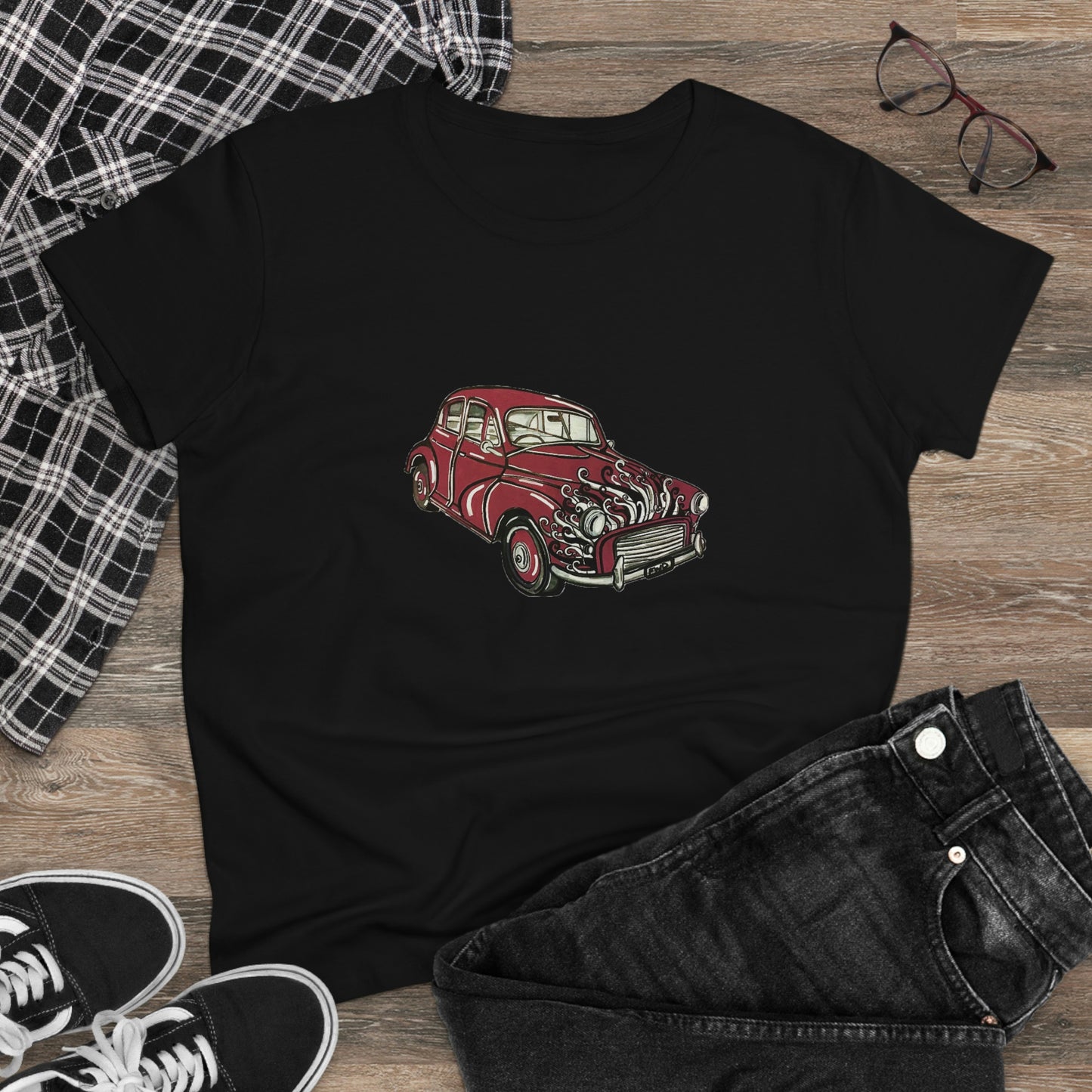 Women's Tee. Morris Minor Mini. "Go the Maroons"